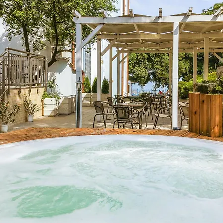 Family Belle Epoque 3* Várna