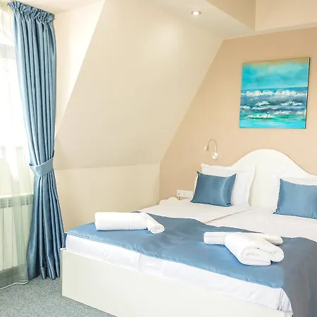 Family Belle Epoque Hotel Warna